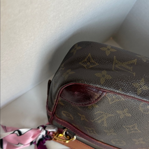 Louis Vuitton Monogram Trocadero Crossbody Bag- customized 11” x 8” x 2” - Picture 10 of 16